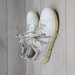 On Running Women Leather Sneakers shoes sz 8.5